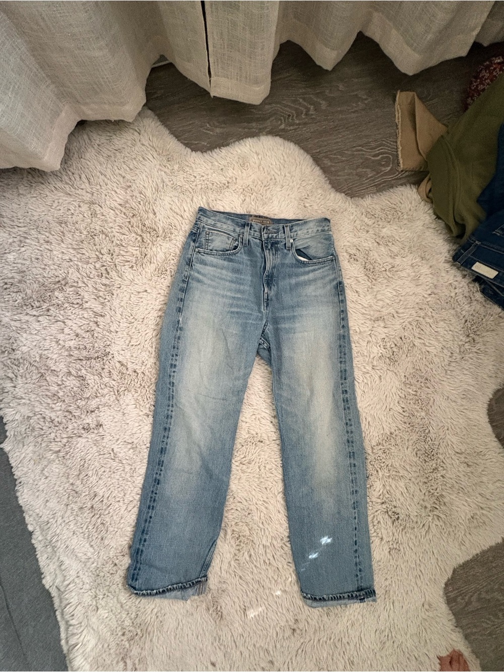 High-Rise Straight Leg Women's Jeans in Light Blue